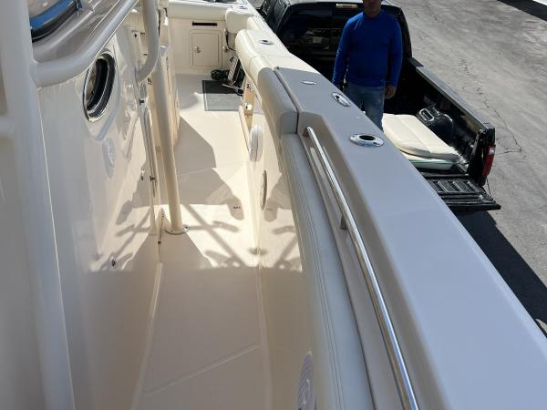 Grady-White center console reupholstery — after, photo 4 of 13