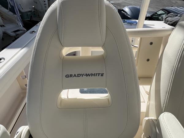 Grady-White center console reupholstery — after, photo 12 of 13